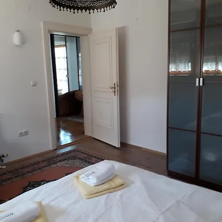 Villa Neyreas Traveller Awards 2021 Saraievo